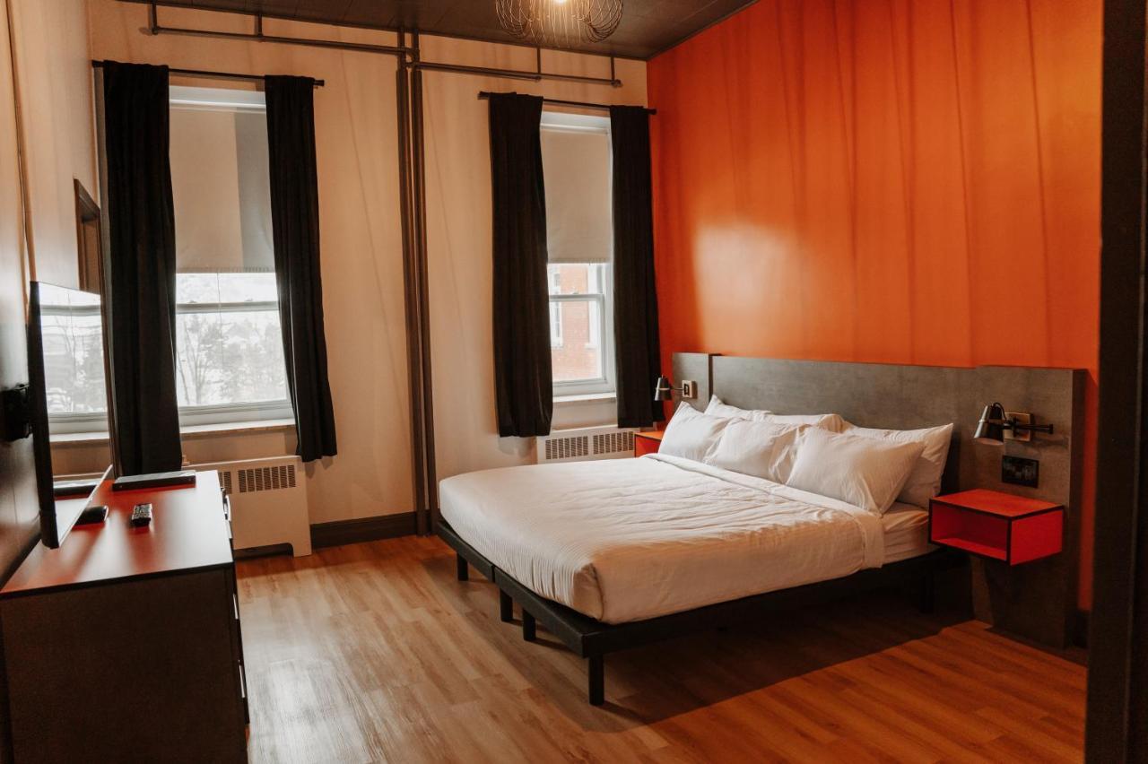 Hotel Historique Et Manoir Route 66 Saint-Victor Ngoại thất bức ảnh