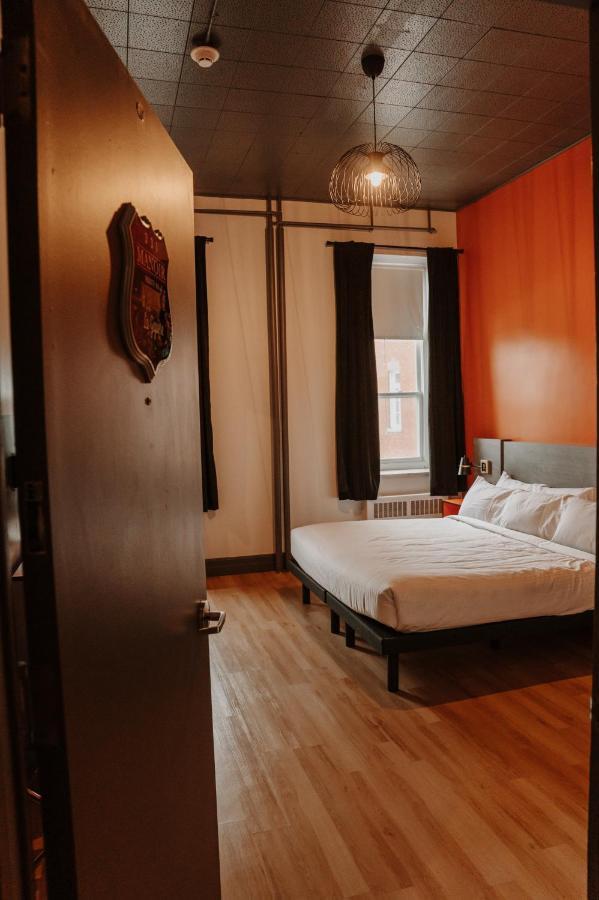 Hotel Historique Et Manoir Route 66 Saint-Victor Ngoại thất bức ảnh