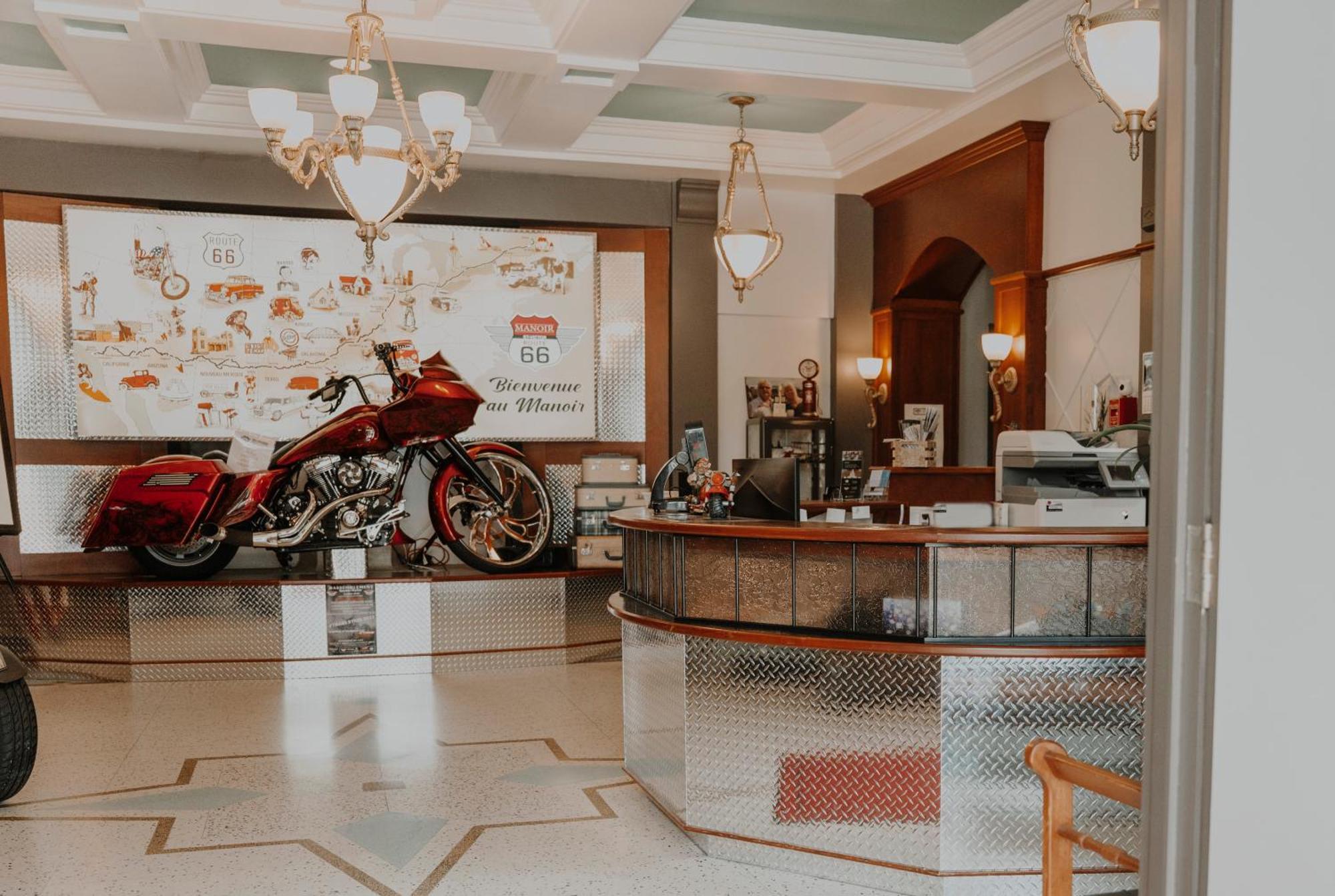 Hotel Historique Et Manoir Route 66 Saint-Victor Ngoại thất bức ảnh
